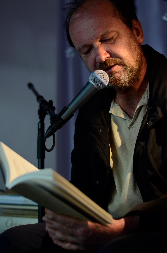 Peter Semolič_by_NINA MEDVED
